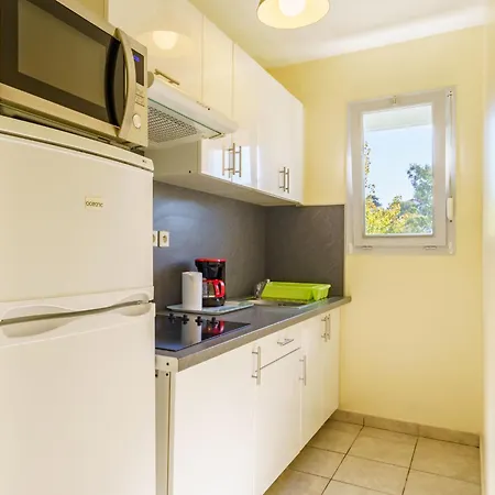 Holiday home Les 7 Nains-5 By Interhome *