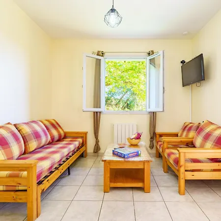 Holiday home Les 7 Nains-5 By Interhome